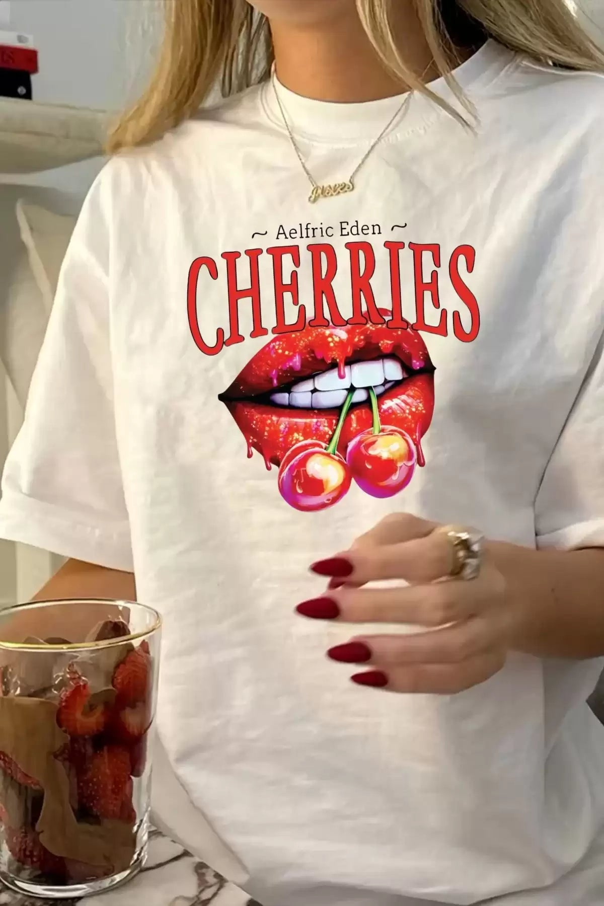 T-shirt