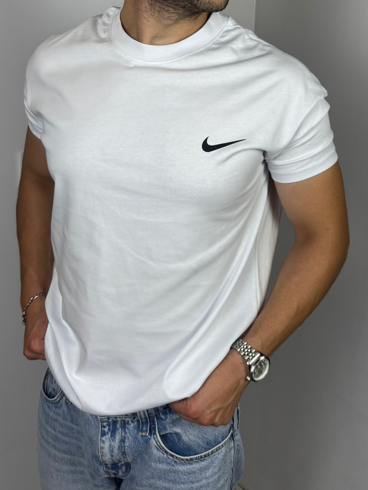 Nike Omuz Kol Dar kesim Kalıp Oversize - BEYAZ