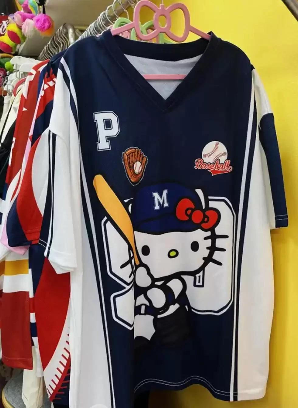 Hello Kitty V Yaka Beyzbol Forması